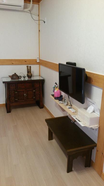 Jeongga Hanok Csondzsu Kültér fotó