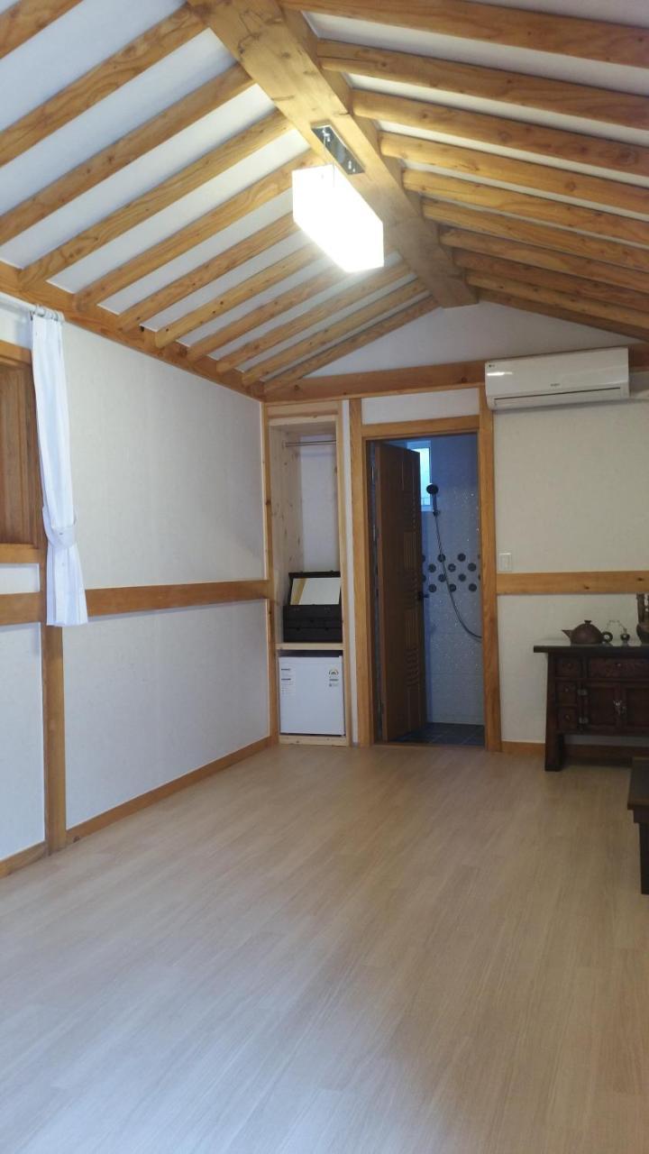Jeongga Hanok Csondzsu Kültér fotó