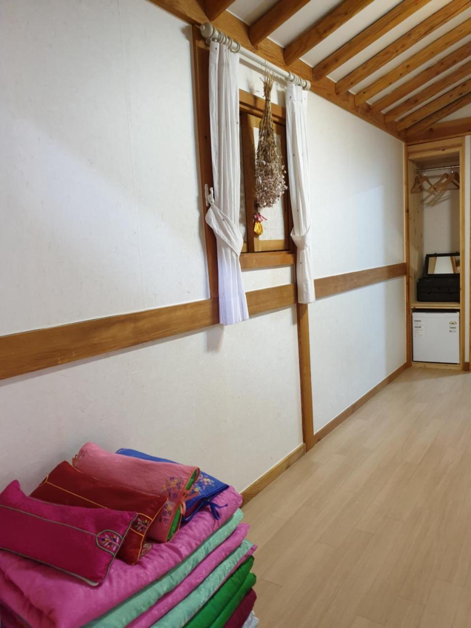 Jeongga Hanok Csondzsu Kültér fotó